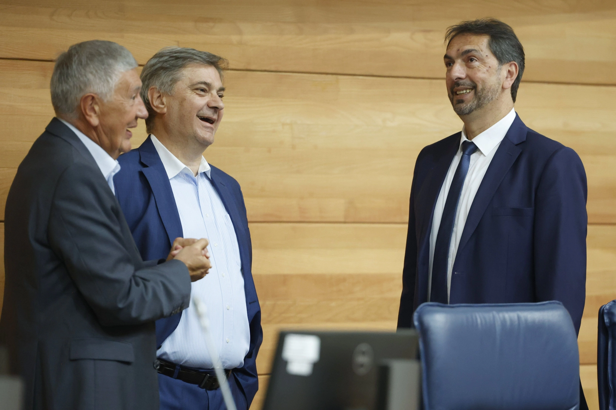 VOLE PARE I NERAD Prekinuta već ranije prekinuta sjednica
