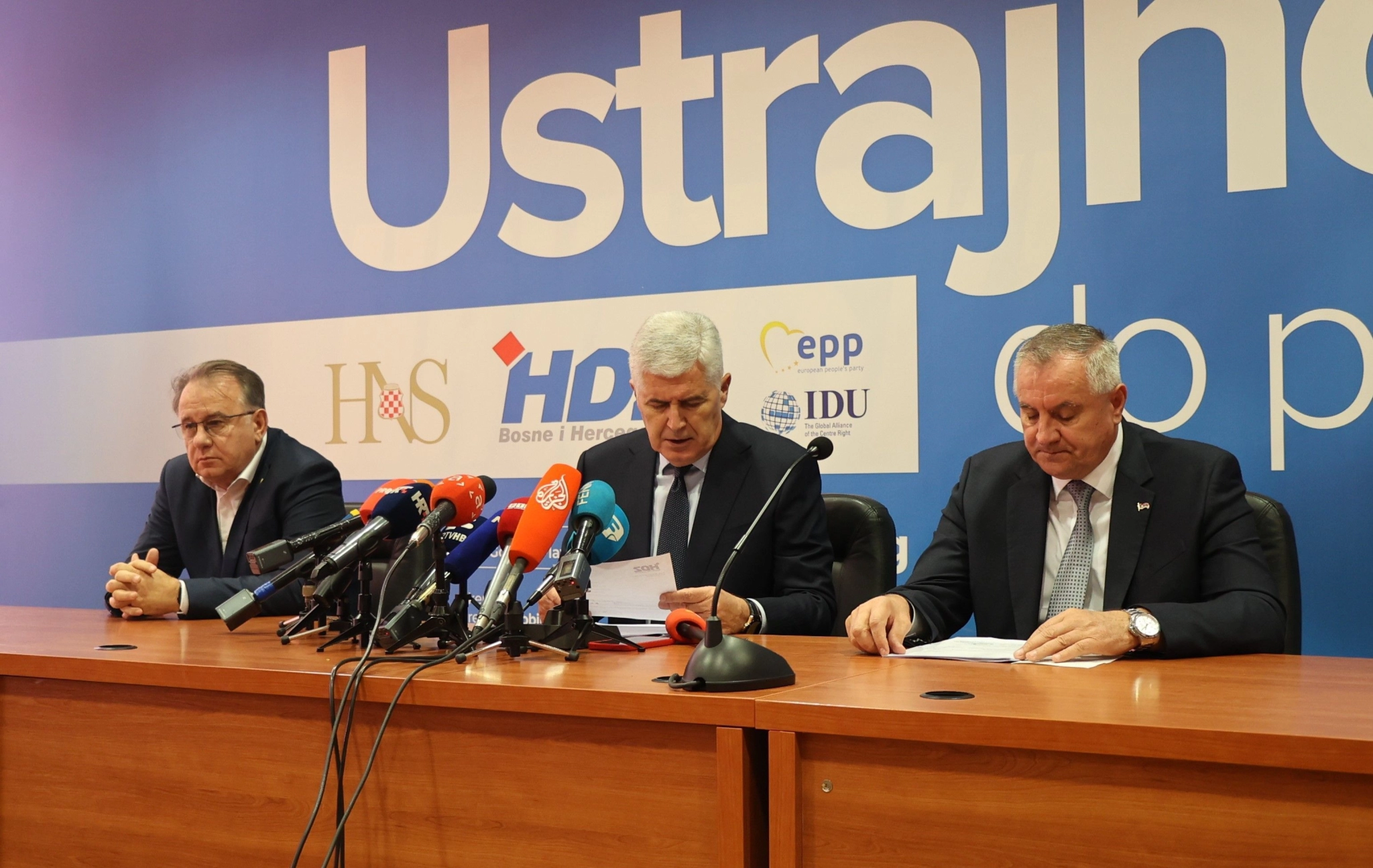 Višković: Odluke OHR-a ometaju europske integracije BiH