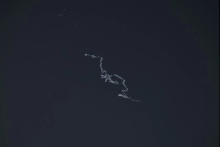 Dijelovi iranskog projektila pali na Abu Dhabi, dvoje mrtvih