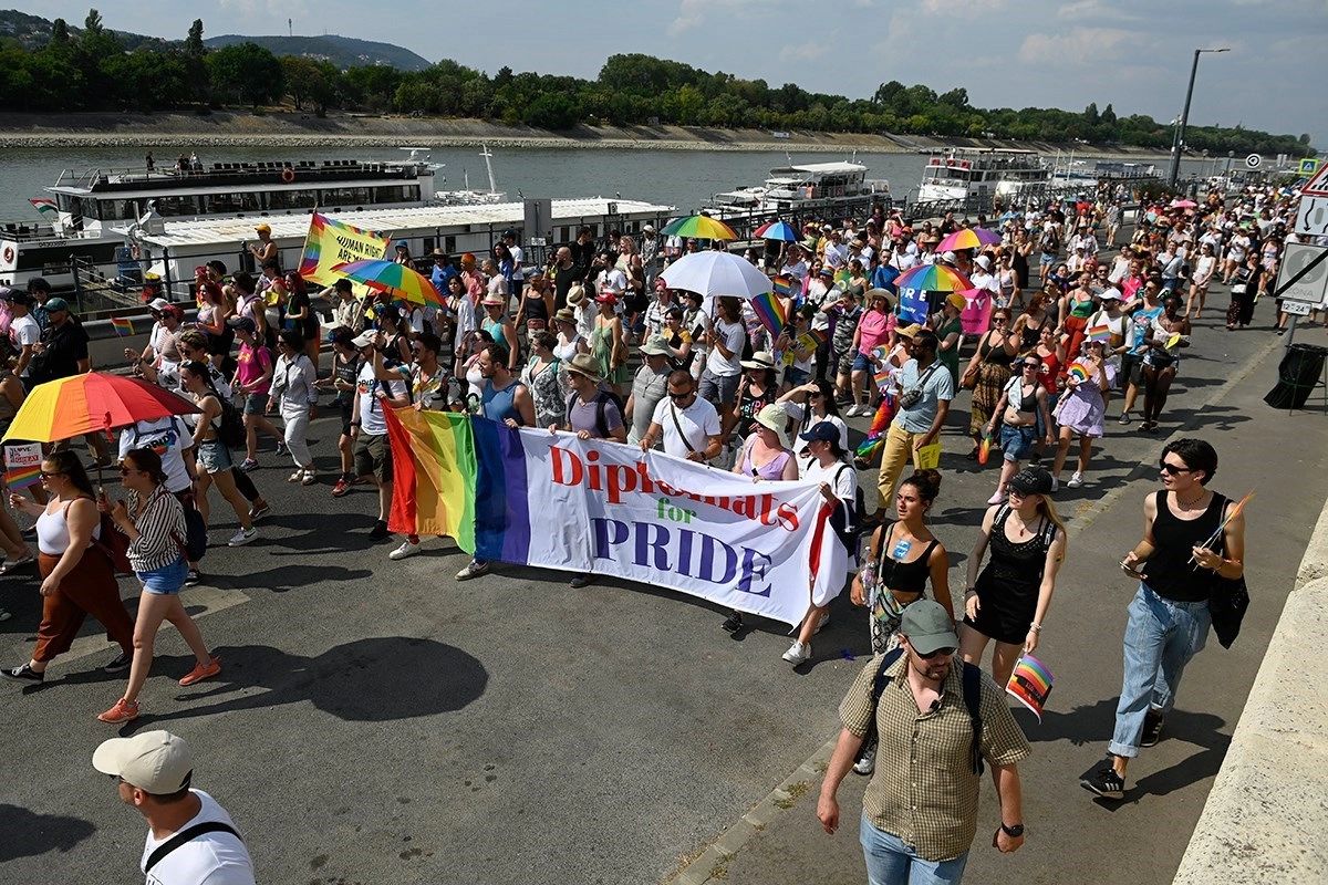 Amnesty i LGBTQ udruge tuže Mađarsku zbog zabrane povorke ponosa