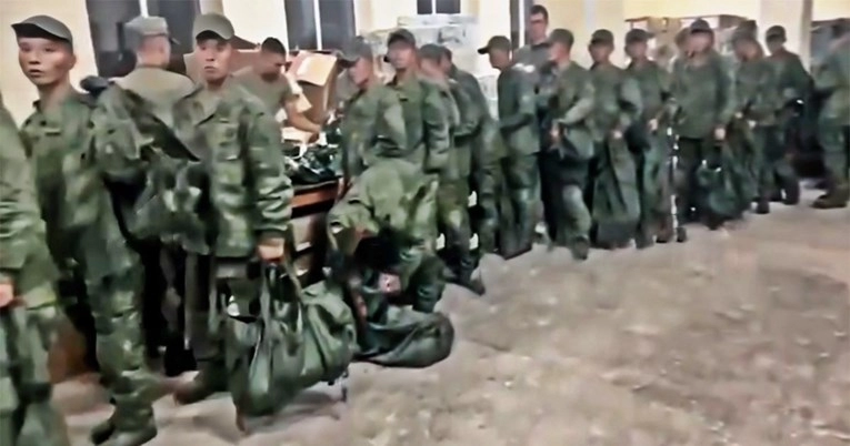 Kim Jong-un dao Putinu preko 10.000 vojnika za rat s Ukrajinom