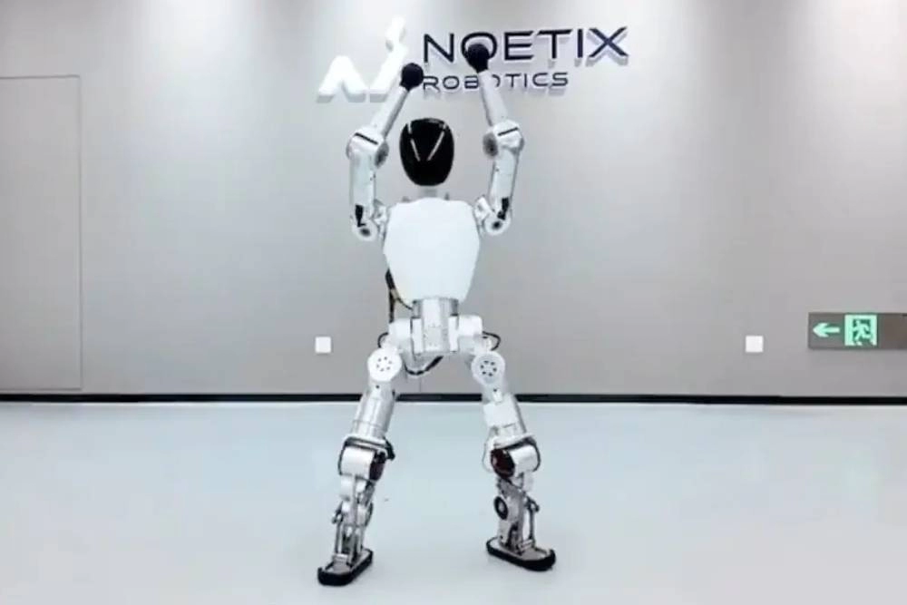 Do kraja godine u prodaji kineski humaoidni robot po cijeni boljeg mobilnog uređaja