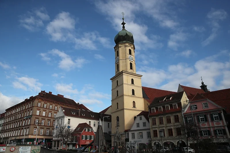 Djevojčica (14) iz Crne Gore uhapšena u Austriji zbog planiranja terorističkog napada