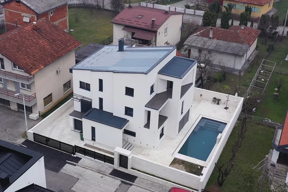 Kuca sa bazenom Hamdije Avdica 2.jpg