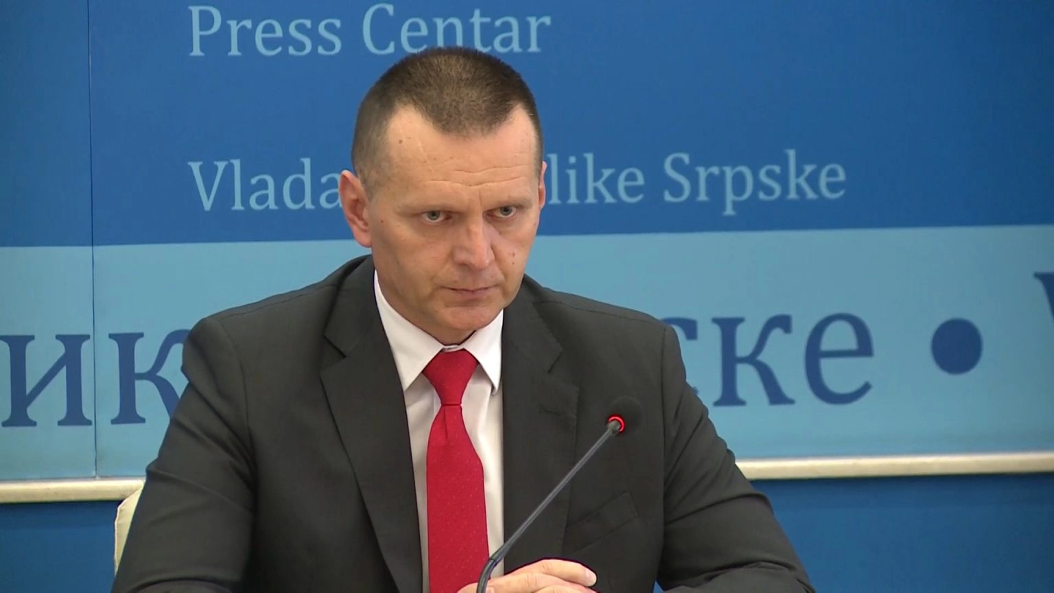 Lukač poručio direktoru SIPA-e: Kapetan posljednji napušta brod koji tone