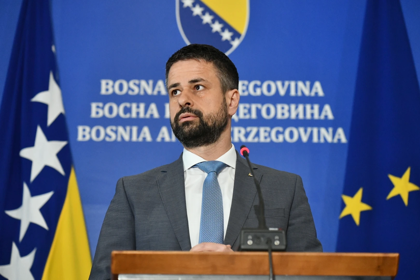 Visoki cehovi kod SNSD-u bliskih ugostitelja