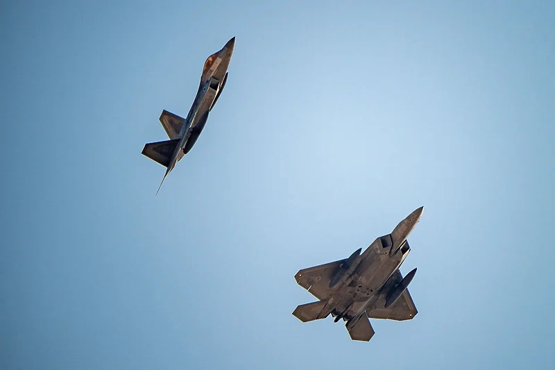 Amerikanci rasporedili borbene avione F-22 na Bliski istok s ciljem odvraćanja Irana