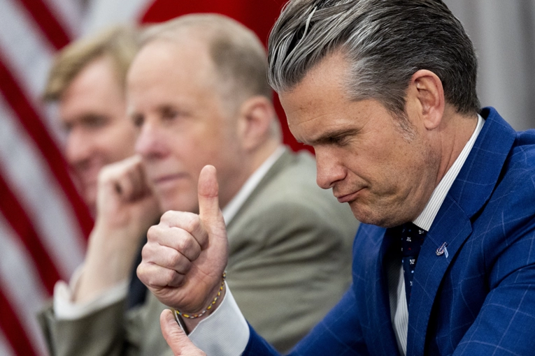 Pentagon prijeti Anthropicu: "Imate do danas u 17:01"