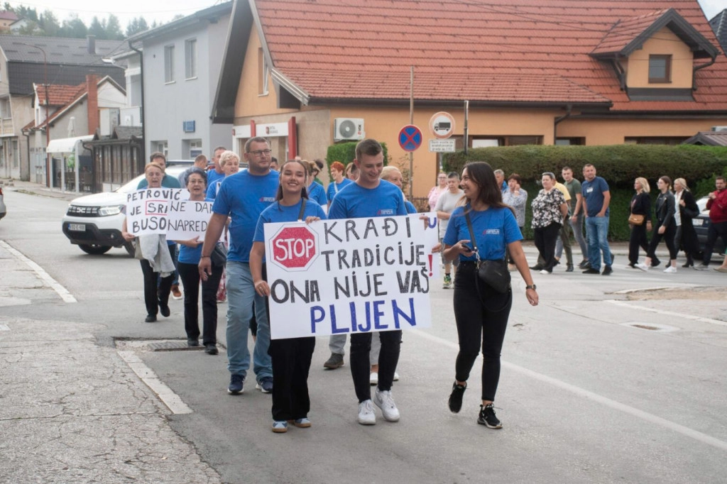 Pučisti i anarhisti bliski HDZ-u BiH nezakonito otimaju imovinu HKD Napredak