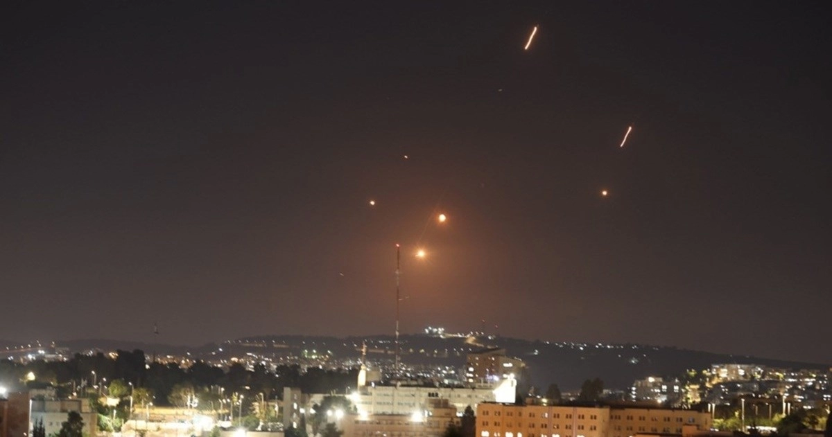 Porastao broj ozlijeđenih u iranskim udarima na Izrael, u napadu poginula žena?