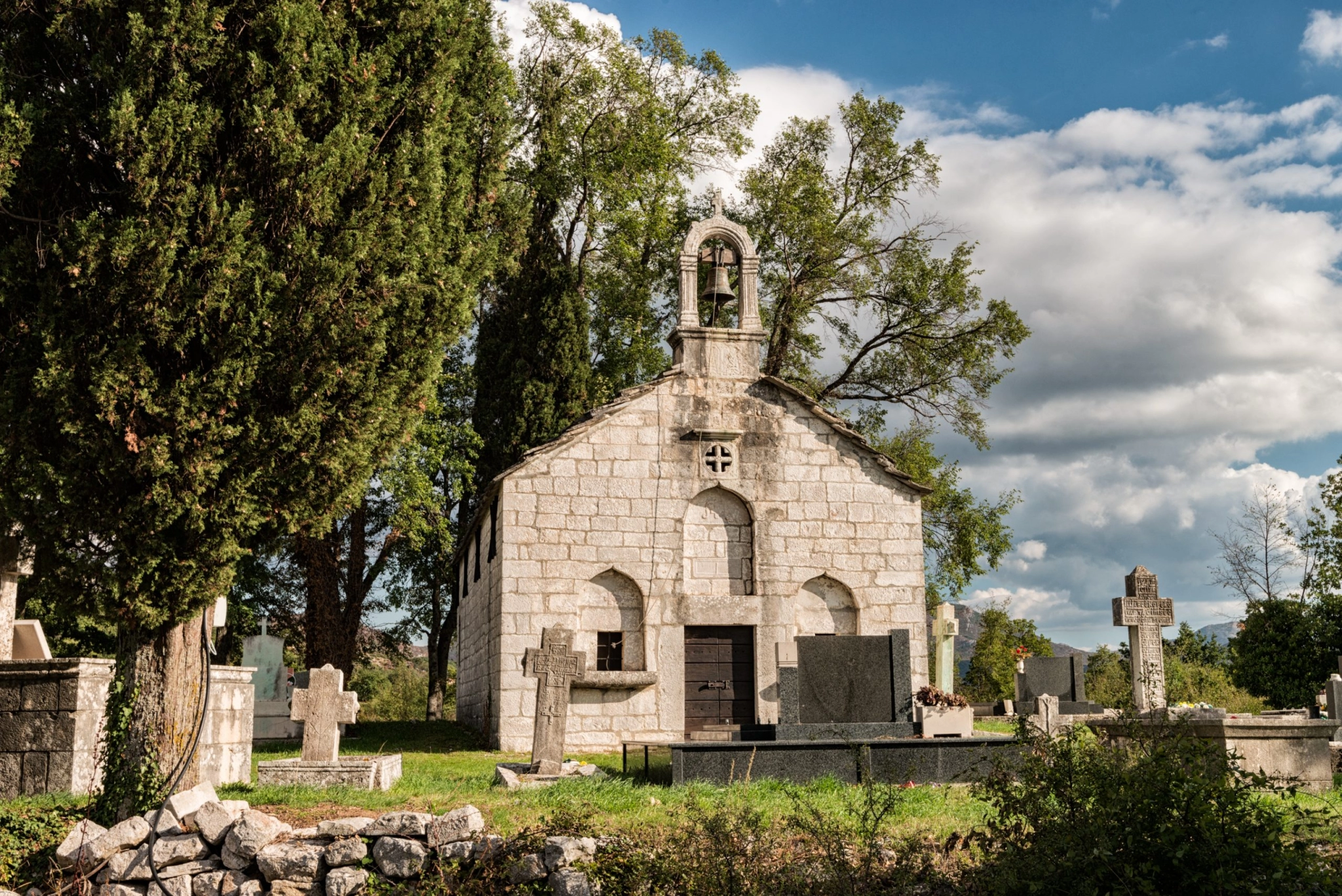 Crkva sv. Roka na Trebinji scaled