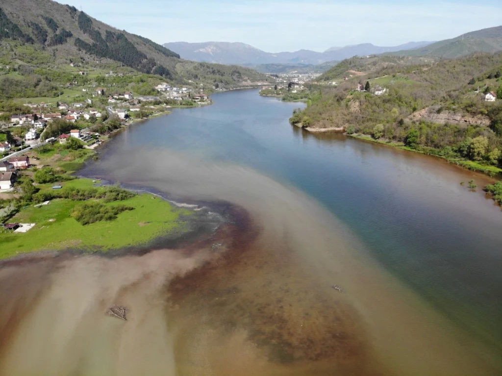 Jablanicko jezero alge 16311187