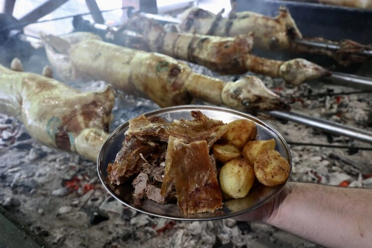 Koliko ćete ove godine platiti za čuvenu jablaničku janjetinu?