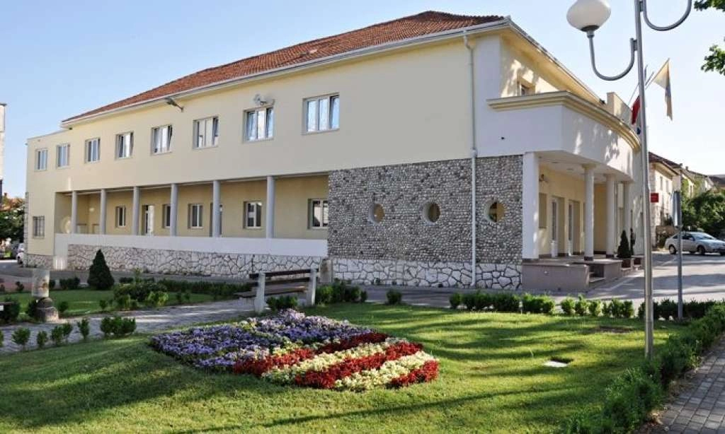 Čitluk maturantima daje 200 KM