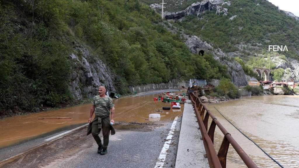 I dalje obustavljen promet na putevima od Jablanice prema Mostaru i Blidinju