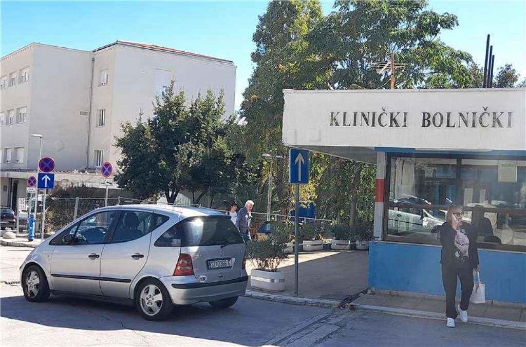 Split: Stanje djece stradale na bazenima bolje