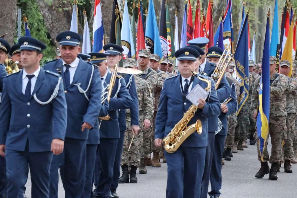Obilježavanje 20. obljetnice 1. pješačke (gardijske) pukovnije OS BiH i 33. obljetnice HVO-a
