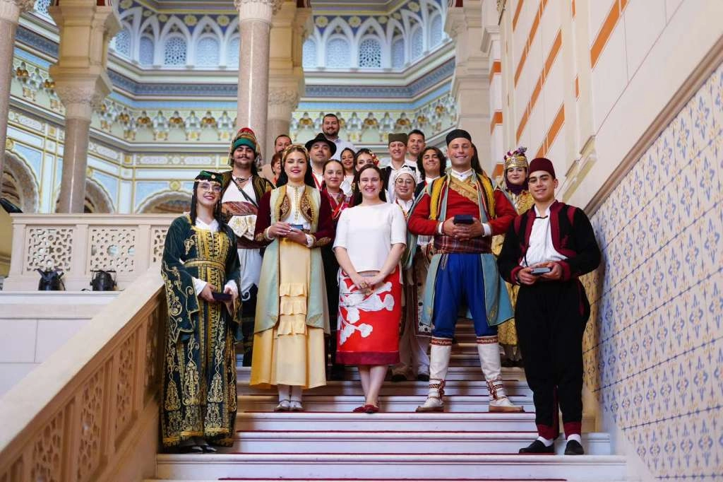 Gradonačelnica Karić ugostila učesnike 3. Međunarodnog festivala folklora