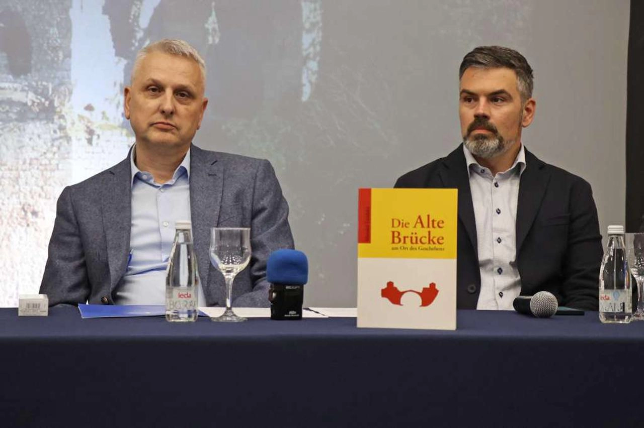 Predstavljanje knjige Miroslava Landeke 'Stari most s mjesta događaja'