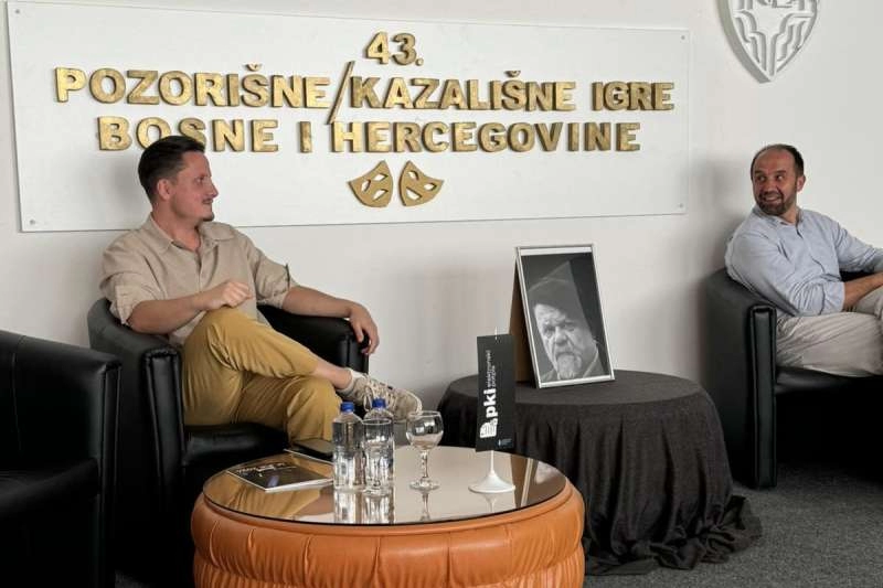 Na Pozorišnim igrama u Jajcu razgovarano o Abdulahu Sidranu i Fondaciji Sidran