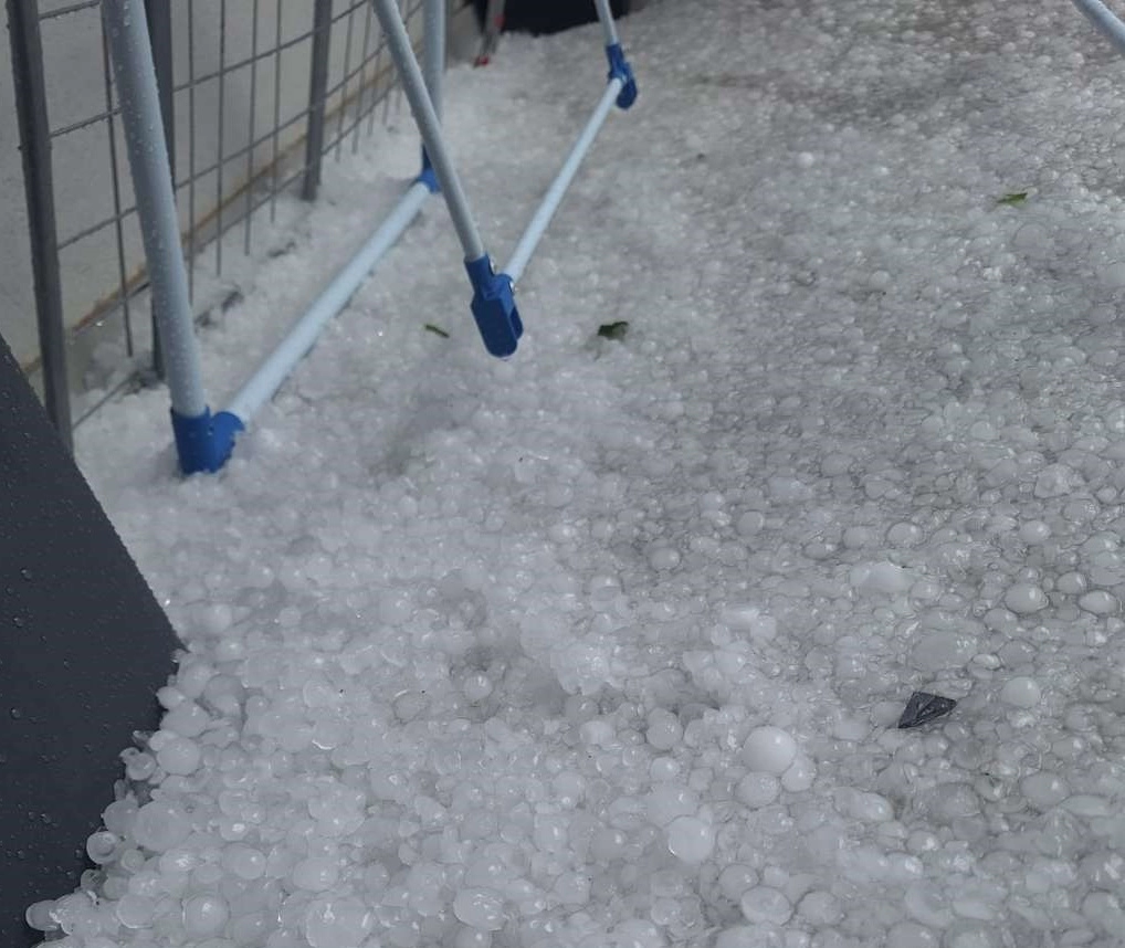 Snažno nevrijeme praćeno tučom pogodilo Široki Brijeg i Grude