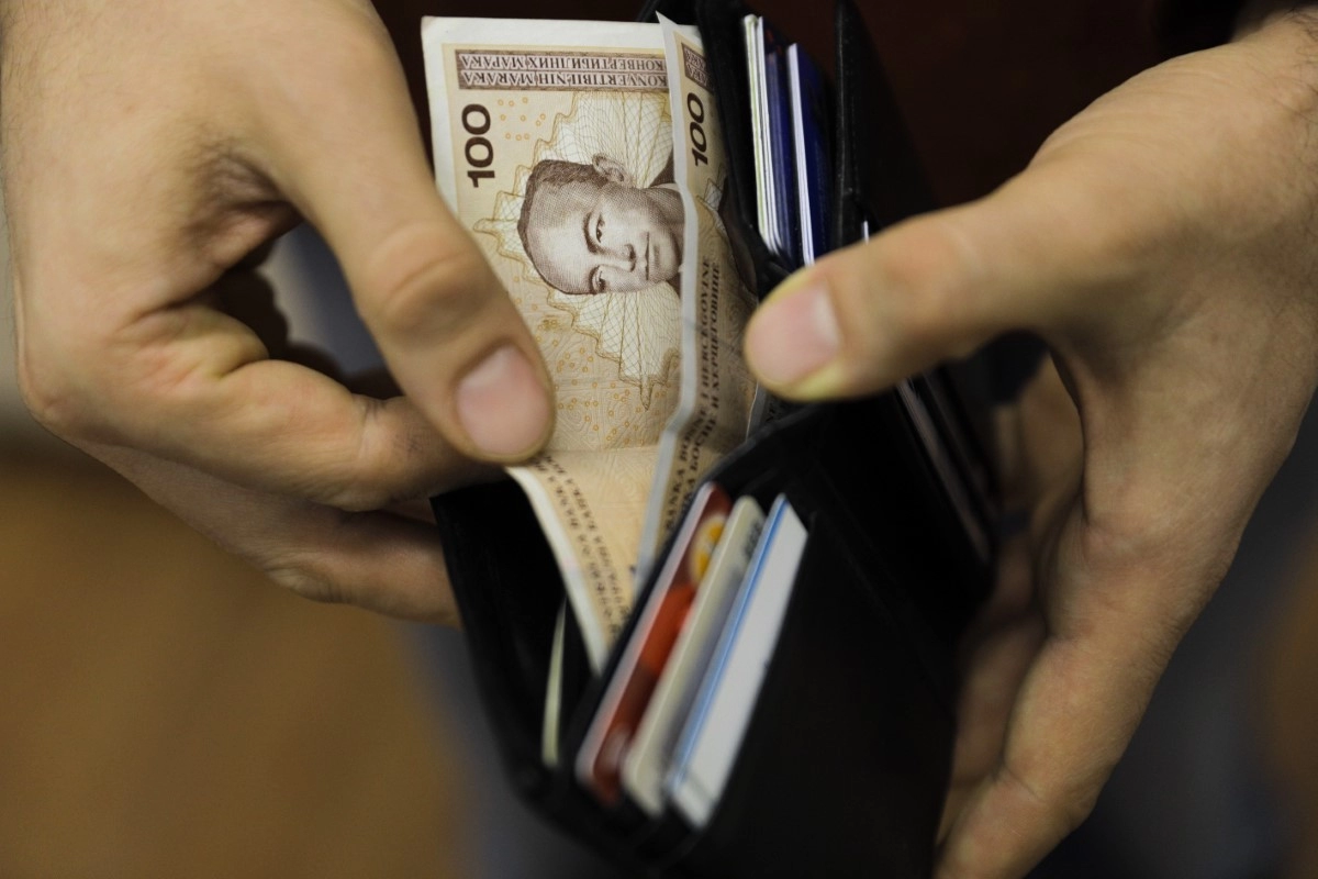 Bosanska Krupa: Čistačica u hitnoj pokrala povrijeđenog nakon saobraćajne nezgode