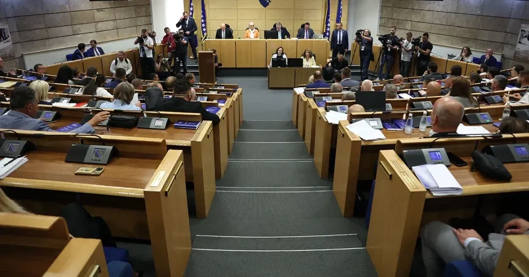 ŠTO ĆE ČOVIĆ UČINITI? Parlament FBiH danas o Južnoj plinskoj interkonekciji. Zakon će podržati i opozicija