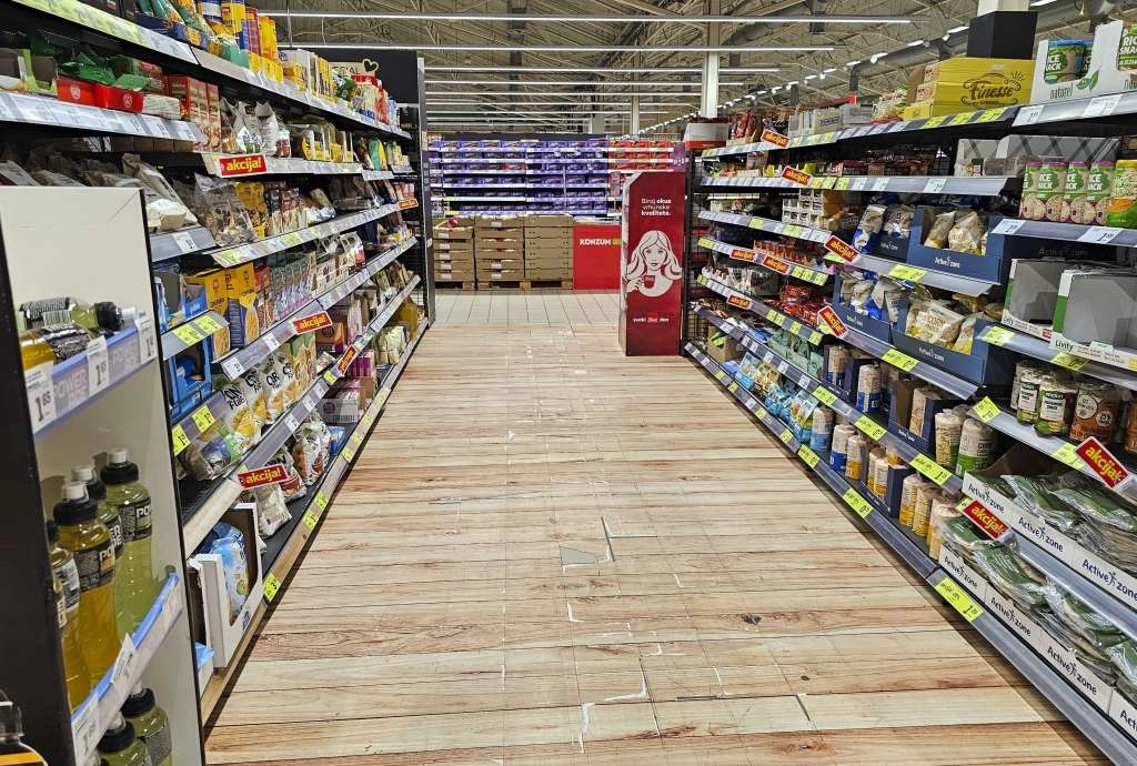 Porezna 'udara' samo realni sektor
