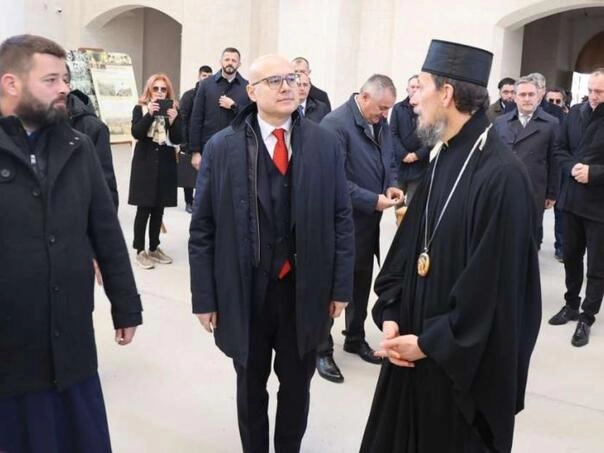 Premijer Srbije obišao Sabornu crkvu u Mostaru