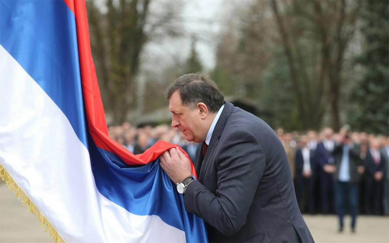 Dodik je zarobio RS?