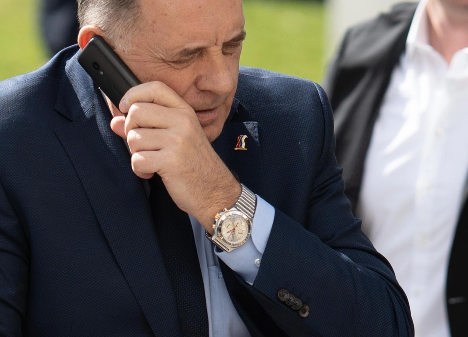 Dodik zna i francuski: Je suis Le Pen