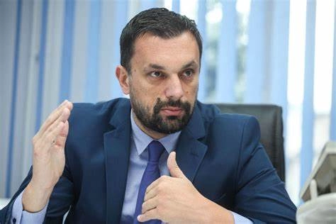 Konaković dao podršku pravosuđu, ali 'neće dozvoliti da se njemu i prijateljima pakuje'
