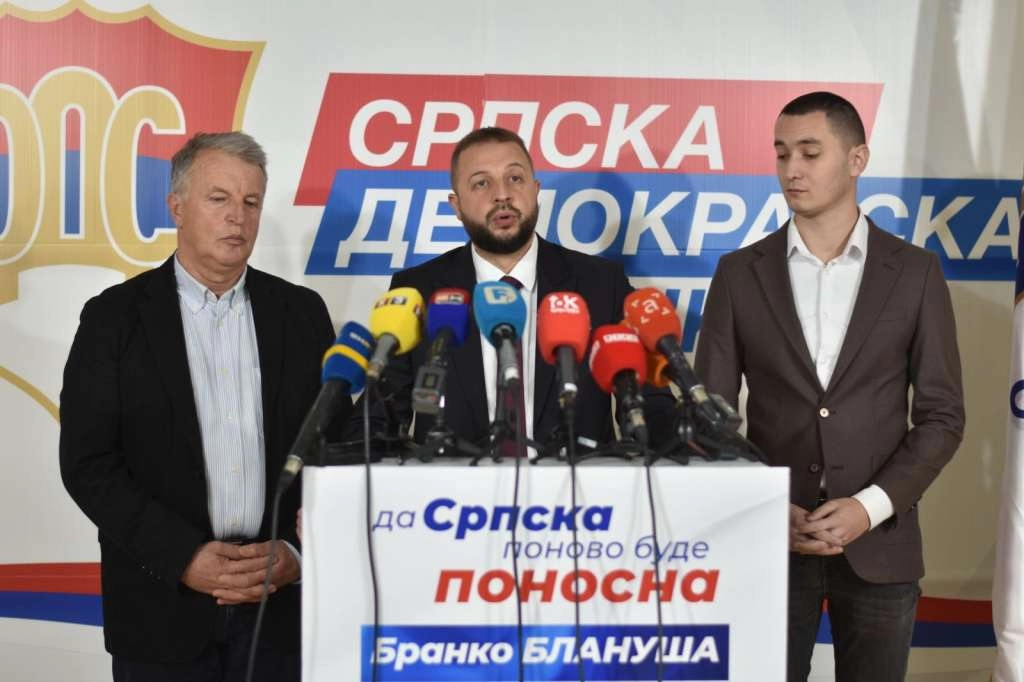 Sporazum Narodnom frontu prihvatljiv, Vukanović ga kritizirao