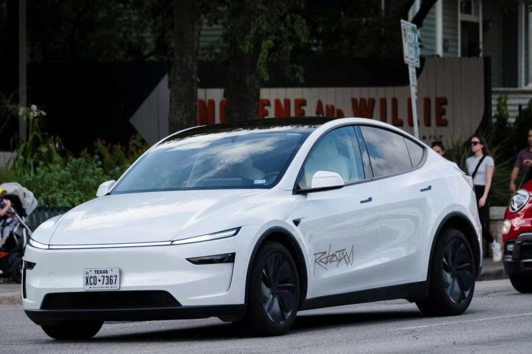 Tesla pod povećalom Europe: Sporni podaci o sigurnosti FSD-a zabrinuli regulatore