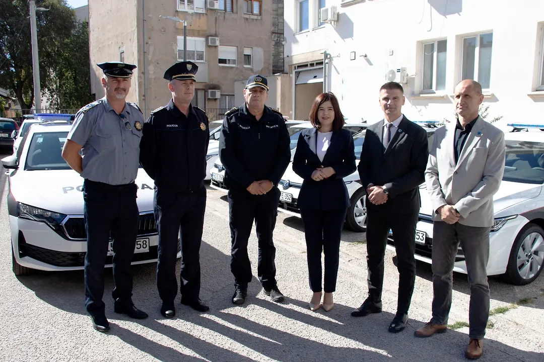 Policijskim upravama Mostar, Čapljina i Konjic uručena nova službena vozila