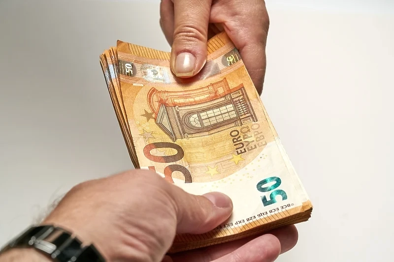 Nizozemske banke će savjetovati građane da gotovinu drže kod kuće
