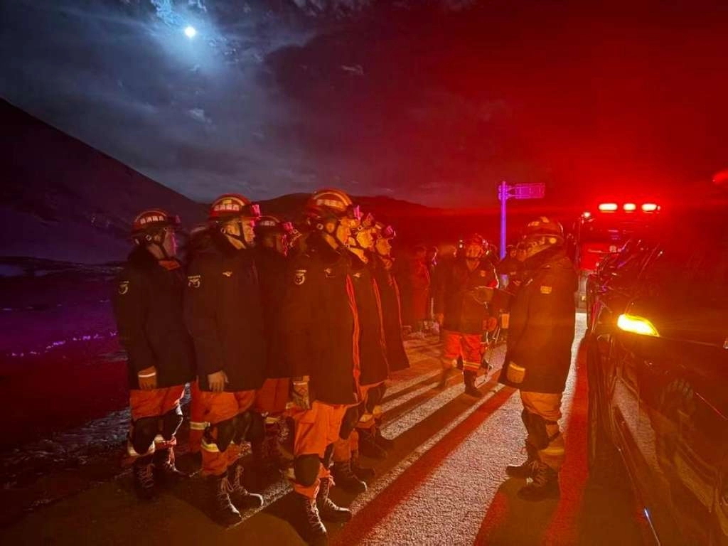 U zemljotresu u kineskom Tibetu 16 poginulih i 65 povrijeđenih
