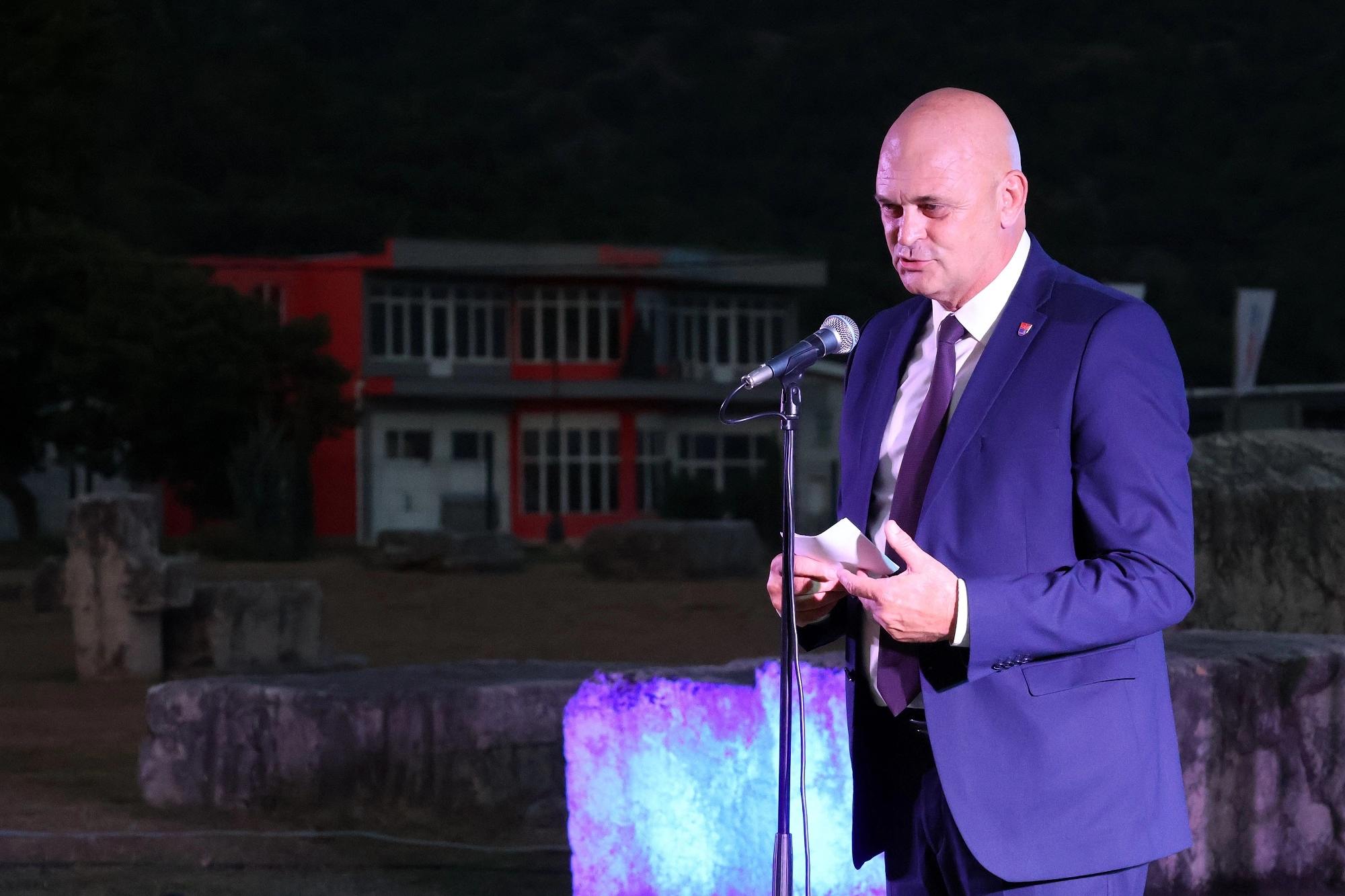 Bošković: Najoštrije osuđujemo svaki oblik nasilničkog ponašanja pojedinaca i grupa