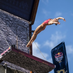 Iffland i Popovici pobjednici desetog Cliff Divinga u Mostaru