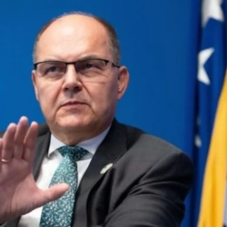 I Schmidtov nasljednik (Britanac?) će biti sporan, ako ga ne imenuje  Vijeće sigurnosti UN-a